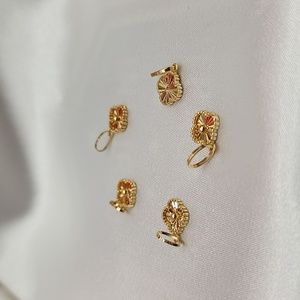 18K Yellow Gold Clover Pendant Charm Small 8mm Au750 Lightweight Cute NEW